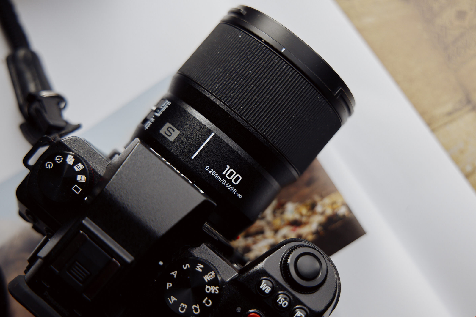 PANASONIC 100MM F2.8