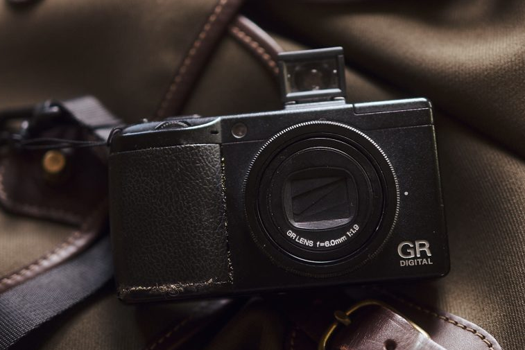 Ricoh GRD III Review: The Vintage DigiCam No One is Talking About